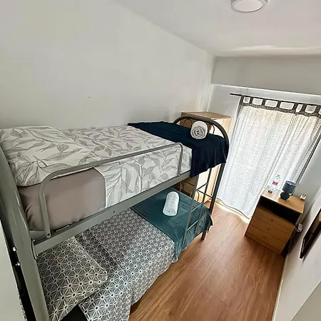 Cute & Cosy Apto דירה